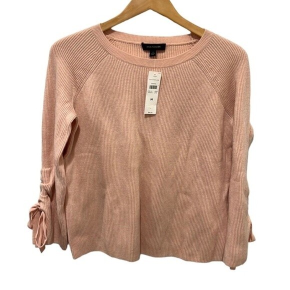 Ann Taylor pale pink crewneck wool blend sweater size medium NWT - Picture 1 of 7